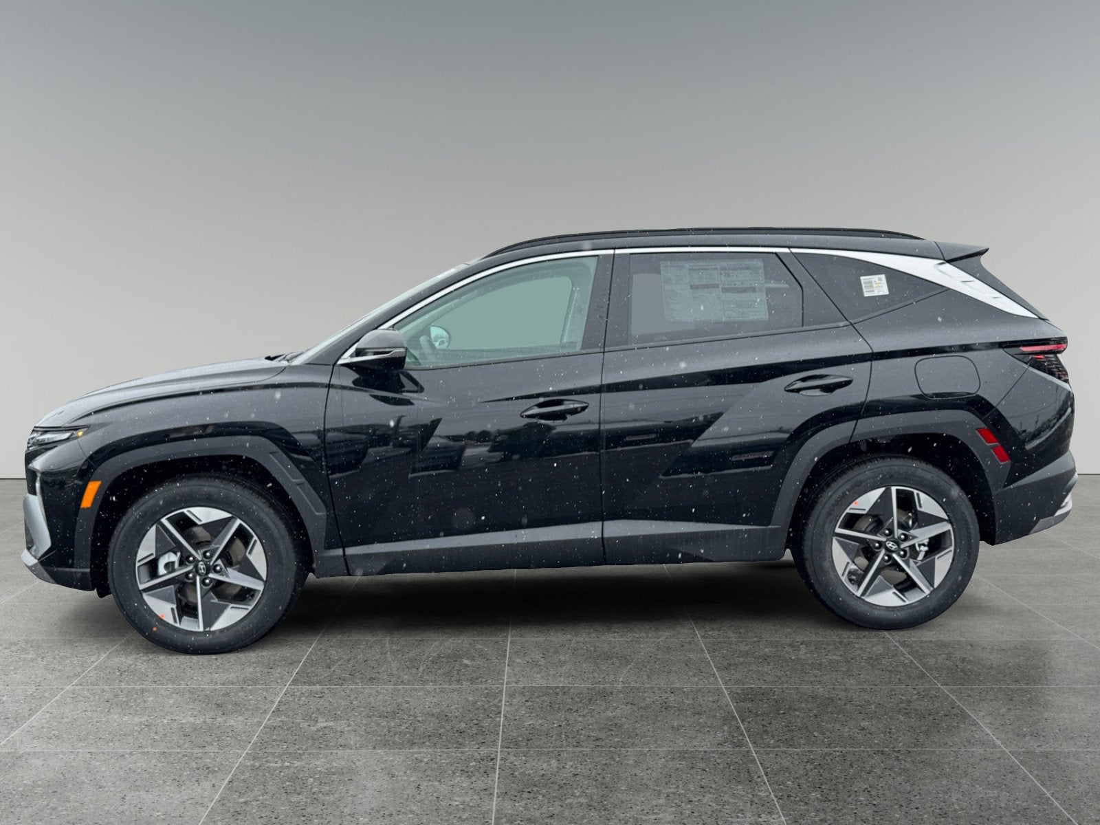 2026 Hyundai TUCSON — side profile view
